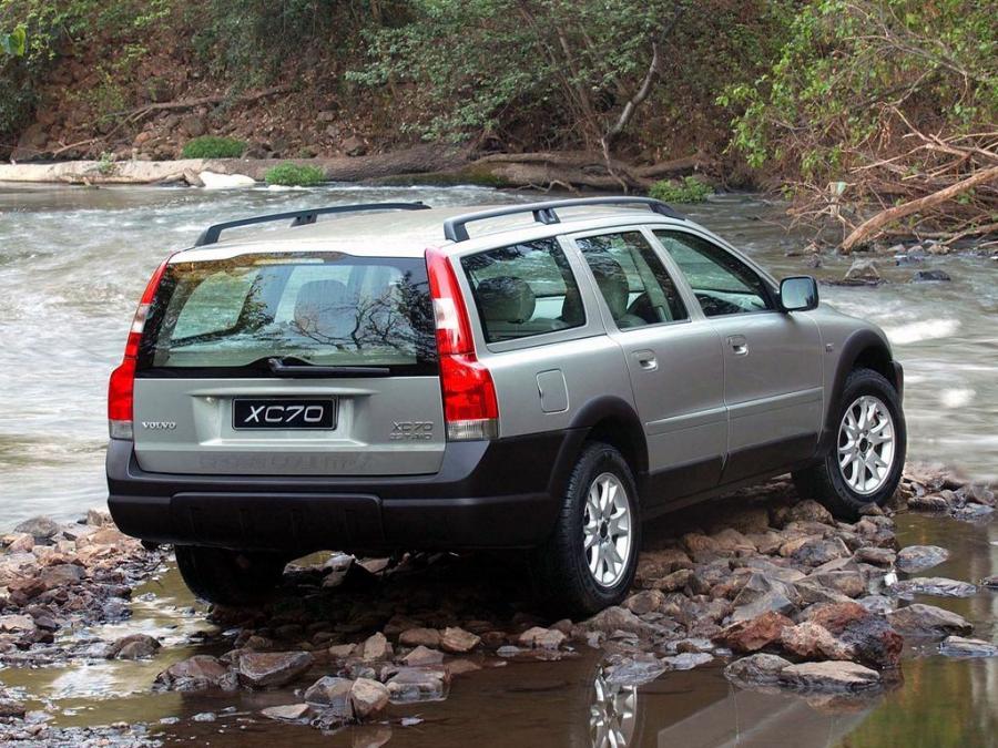  Volvo XC70 2000 года  (ZA) (фото 2 из 4)